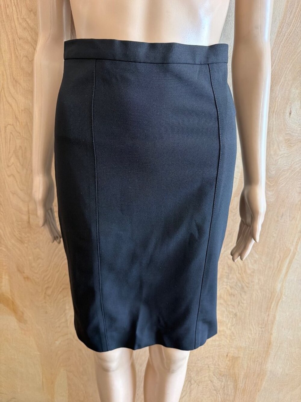 Vintage Dolce & Gabbana Black Wool Knee Length Skirt Leopard Lining Sz IT38